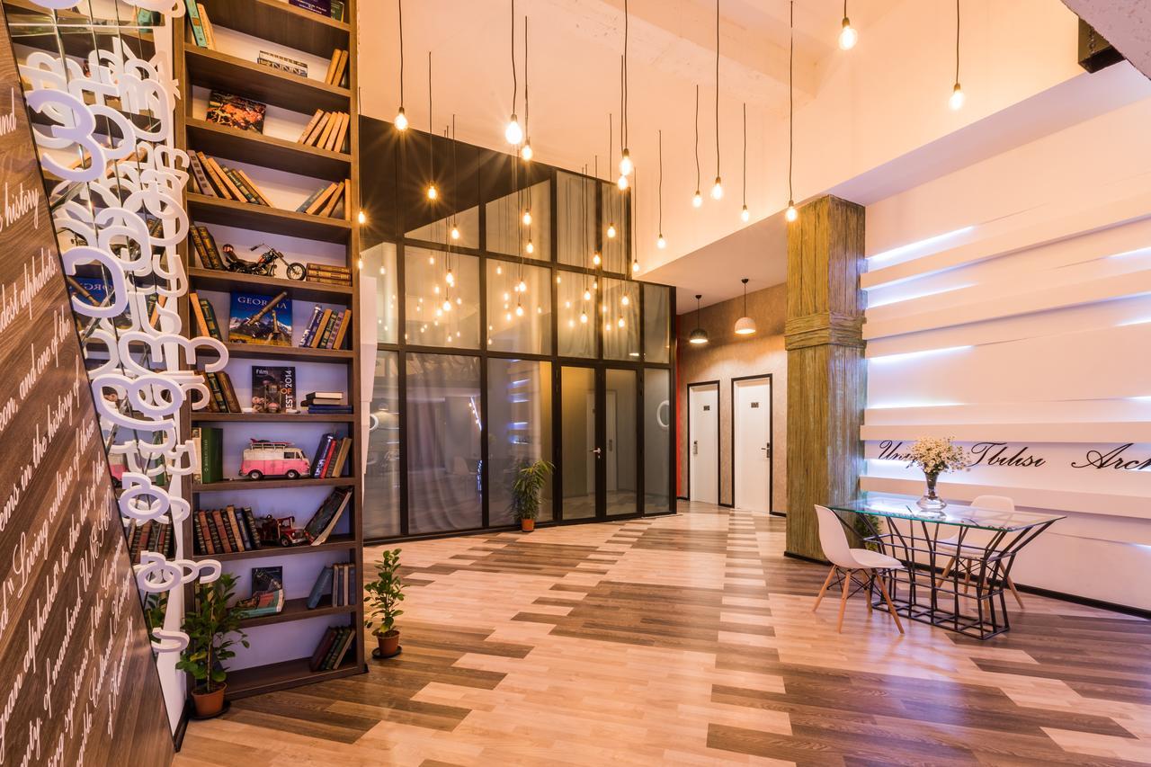 Tbilisi Times Hotel Buitenkant foto