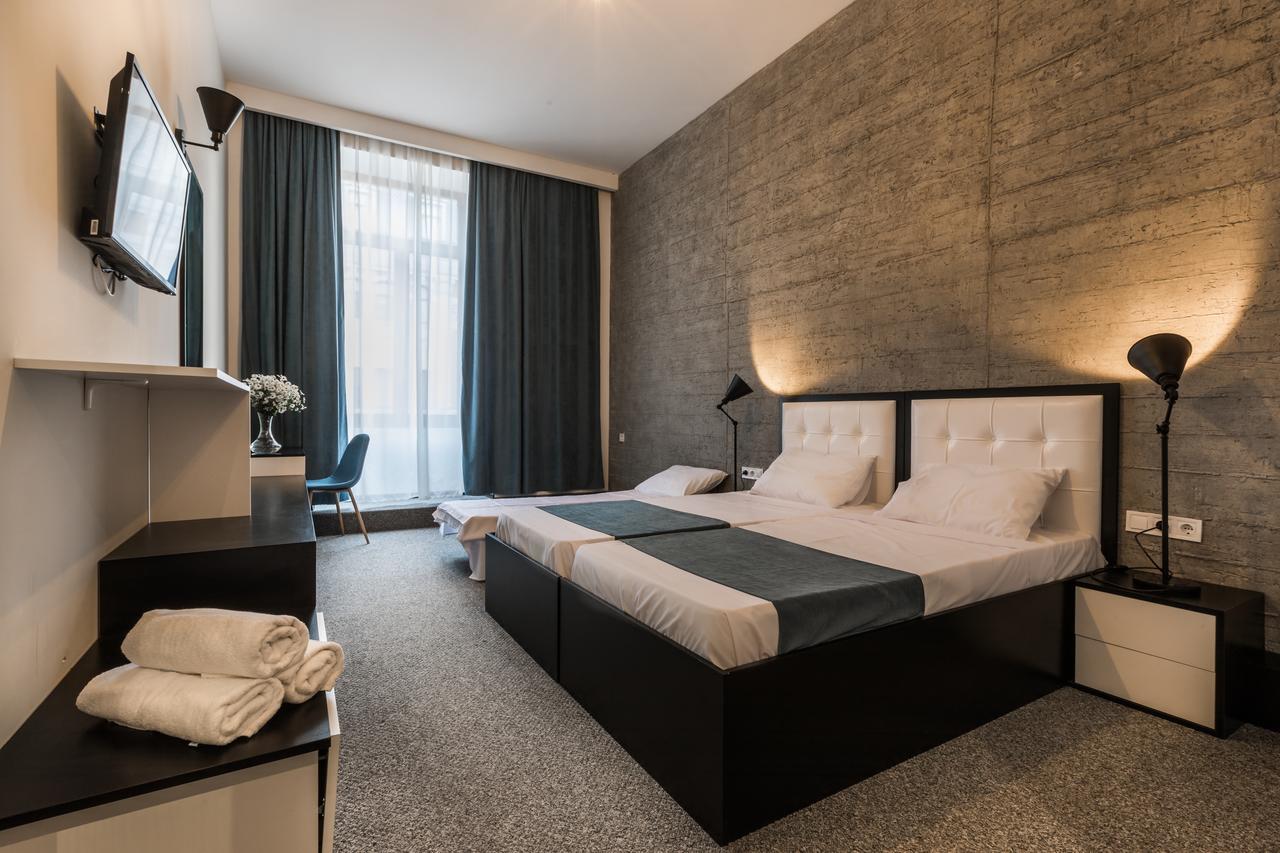 Tbilisi Times Hotel Buitenkant foto